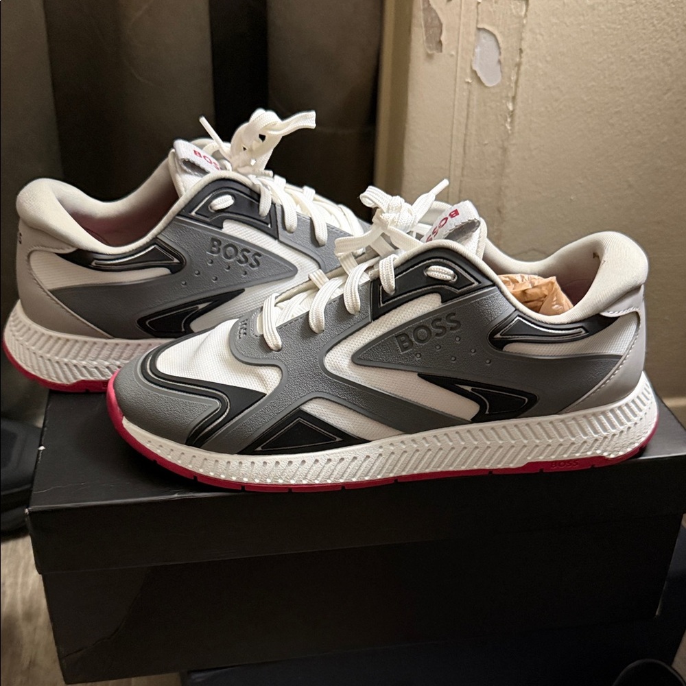 Boss Men's Black, Gray, and White Sneakers